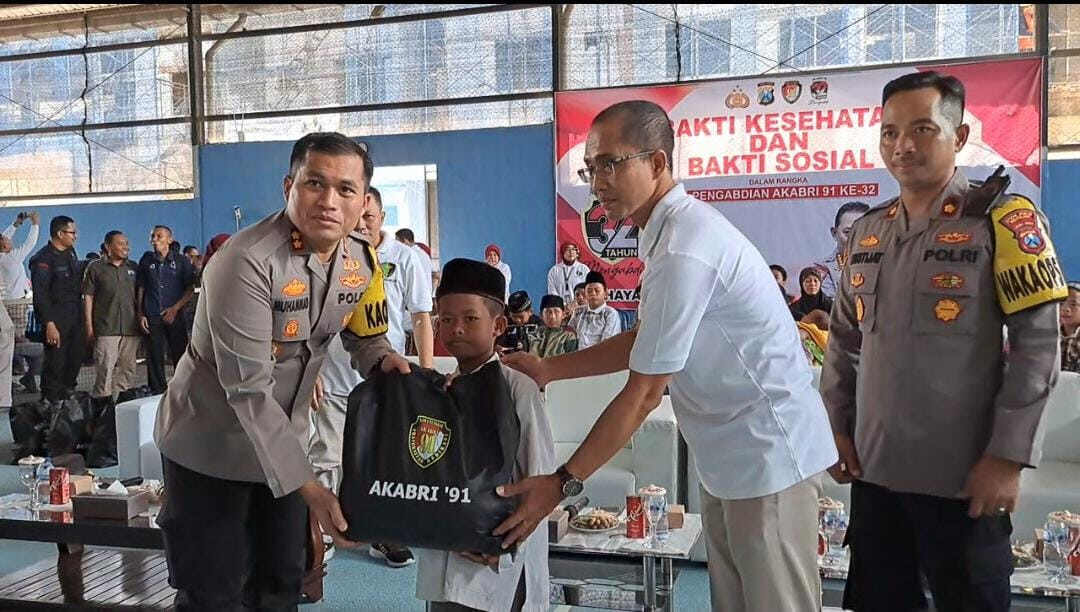 Pengabdian AKABRI 91, Polres Nganjuk Gelar Bakti Sosial dan Kesehatan
