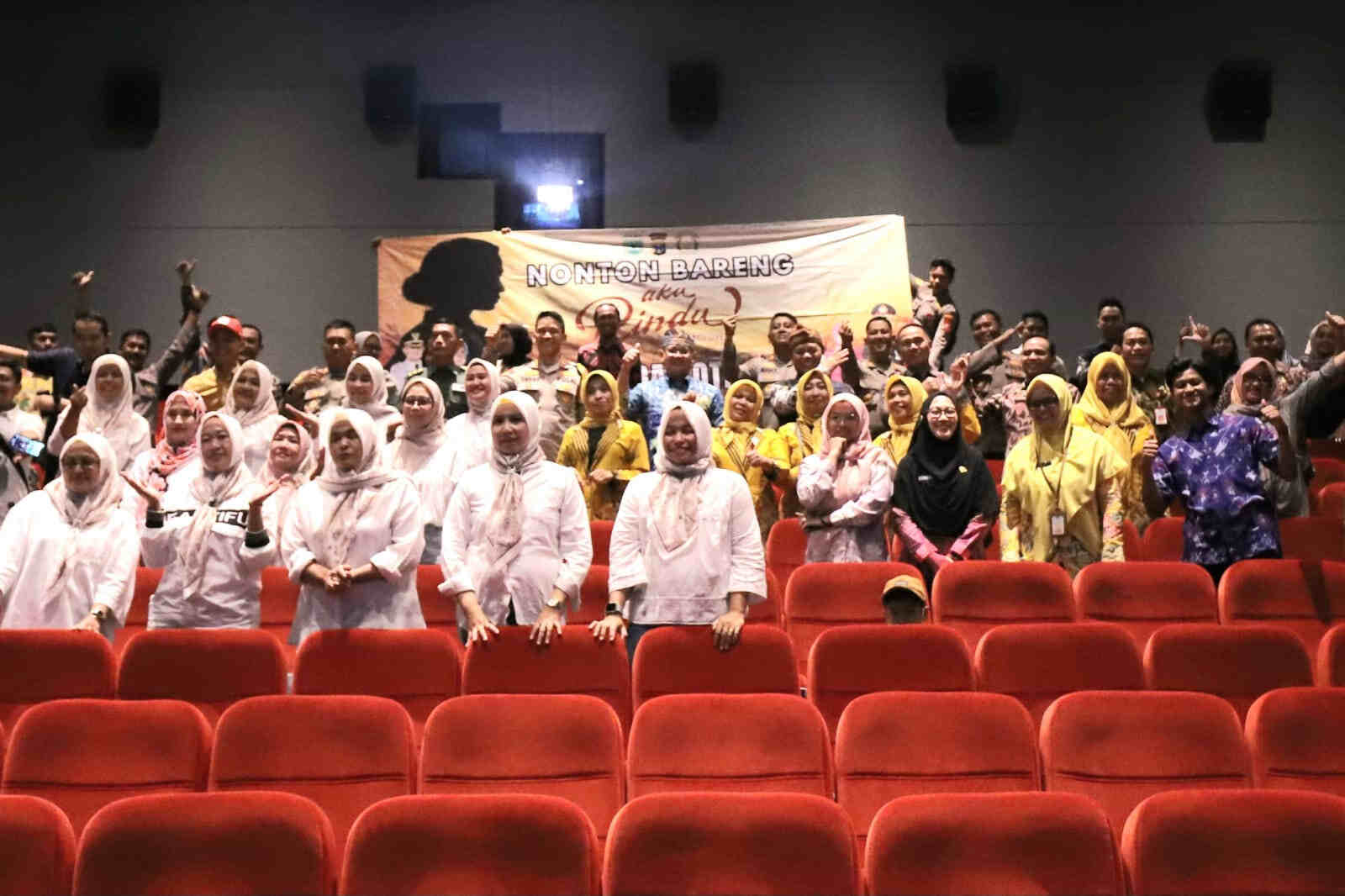 Forkopimda Kota Batu Nobar Aku Rindu, Kisah Inspiratif dari Polisi