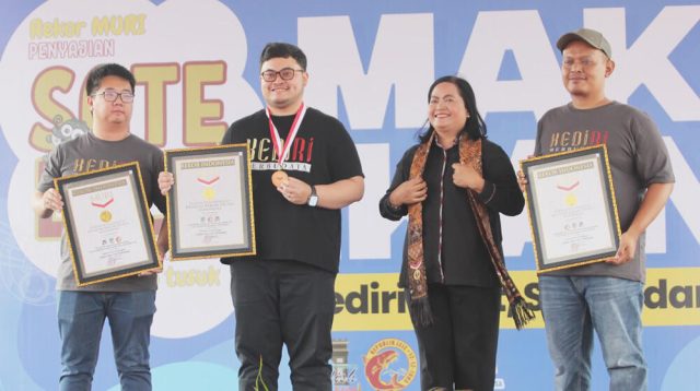 Kabupaten Kediri Pecahkan Rekor MURI, Gratiskan 25.323 Sate Lele