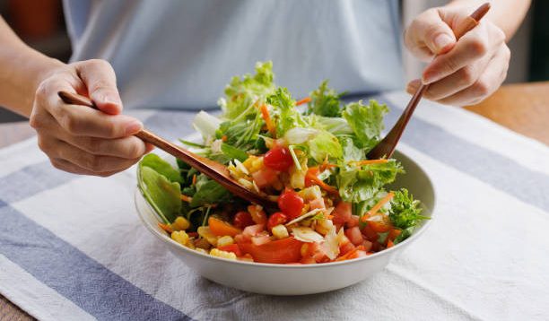 9 Strategi Membuat Makanan Sehat Agar Lebih Terjangkau Daripada Junk Food