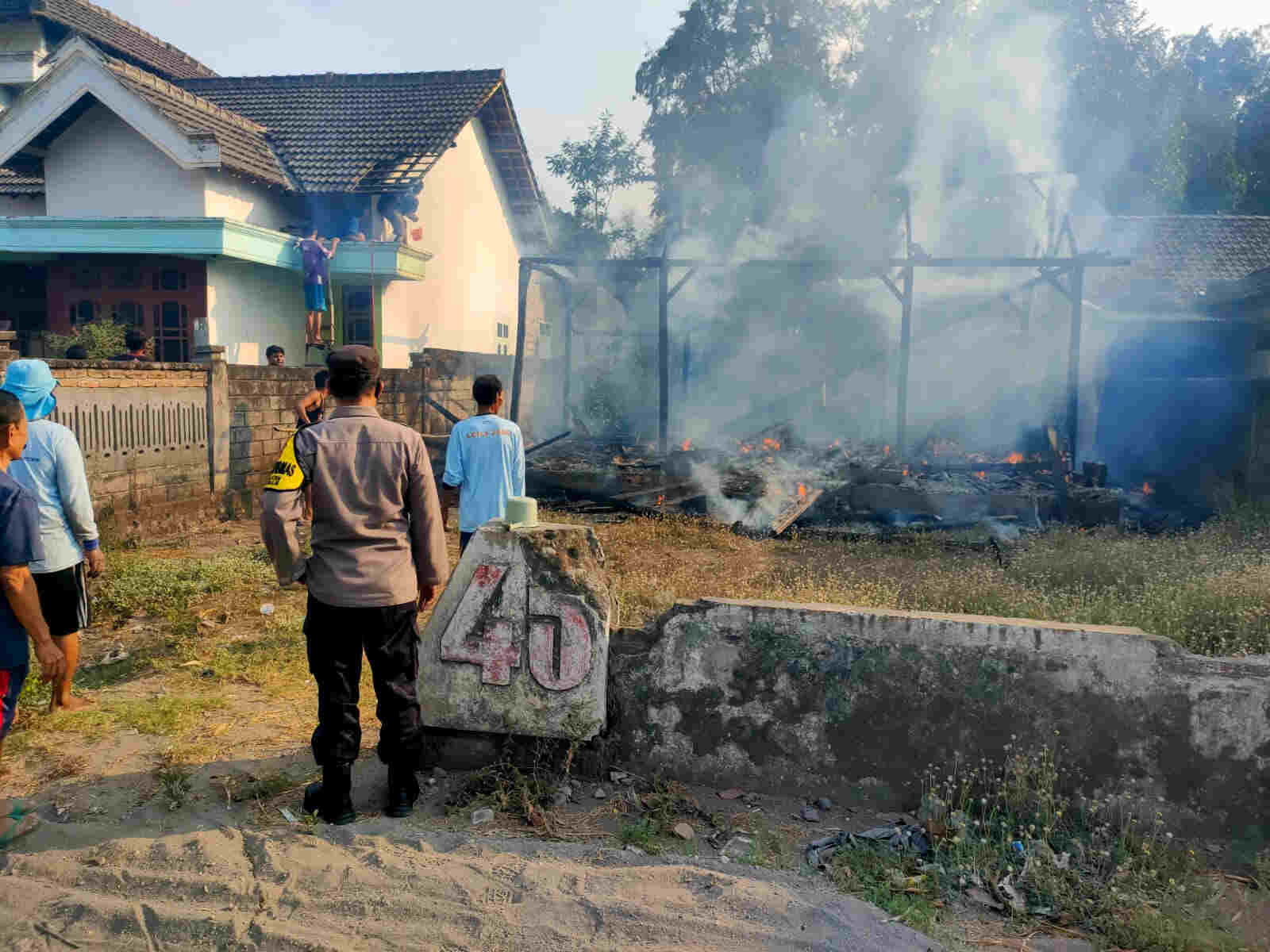 Bakar Ketela, Rumah Warga Desa Selodono Ringinrejo Hangus Terbakar