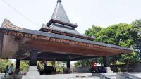 Mega dan Capres-Cawapres, Nyekar ke Makam Bung Karno Kota Blitar