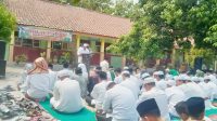 Meminta Hujan, Ratusan Warga Desa Kepatihan Jombang Gelar Salat Istisqa