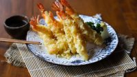 1698996704-ilustrasi-makanan-berminyak-di-kuliner-internasional-tempura 8 Daftar Kuliner Internasional yang Juga Dikenal Sebagai Makanan Berminyak, Mana yang Paling Enak?