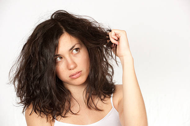 Mari Mengenali Jenis Rambut Kering dan Cara Mengidentifikasinya, Apakah Rambut Anda Termasuk?