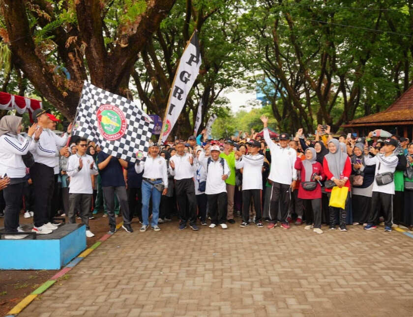 Hadiri Jalan Santai HGN di Ngrowo Bening Edupark, Wali Kota Madiun Sampaikan Ini