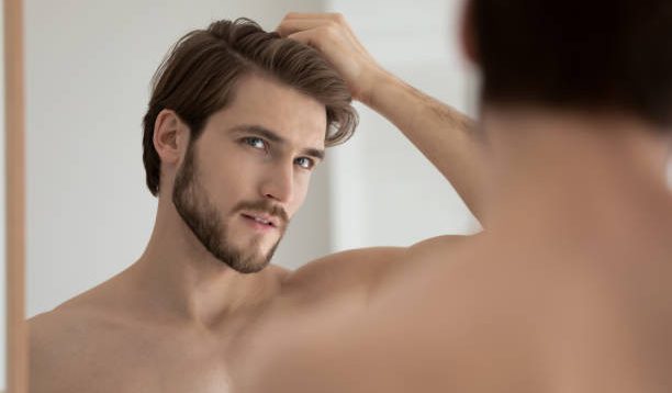12 Tips Merawat Rambut Kering pada Pria, Kunci Rambut Sehat dan Gaya yang Lebih Menarik