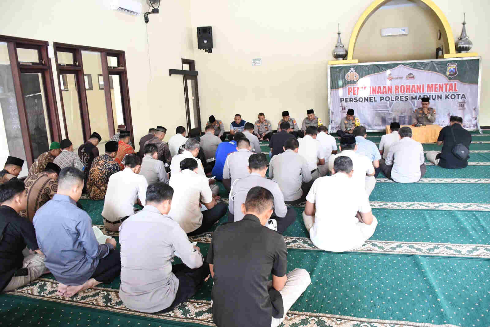 Kegiatan Binrohtal Polres Madiun Kota, Sampaikan Siraman Moral dan Rohani