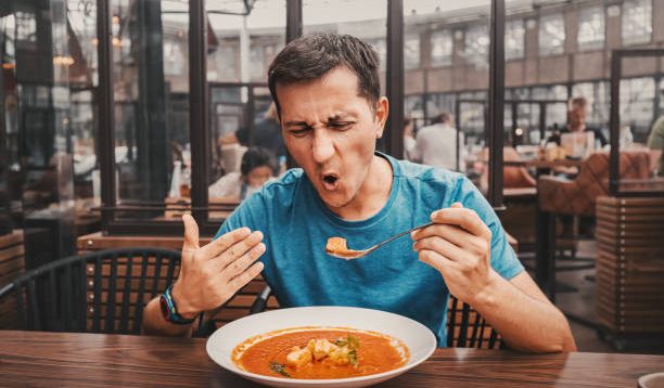 10 Cara Menghindari Mulut Terluka Akibat Makanan Pedas, Nomor 3 Terbukti Efektif dan Diakui Banyak Orang