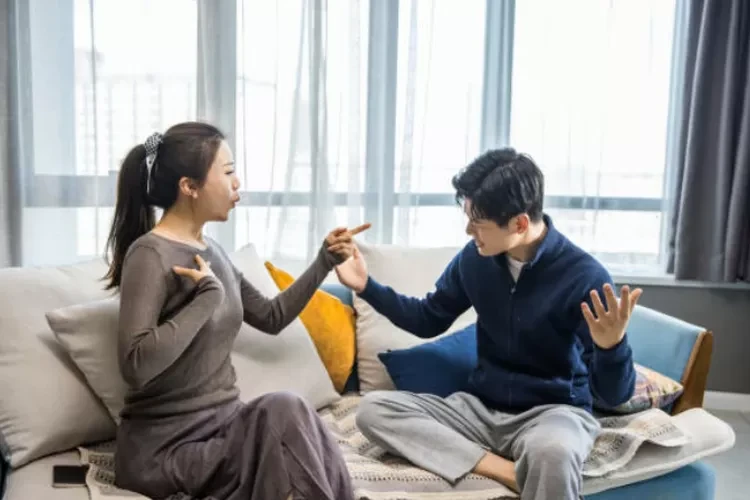 Waduh! Terkejut saat Tau Suami Terbukti Selingkuh? 10 Langkah Ini Bisa Anda Coba untuk Pemulihan