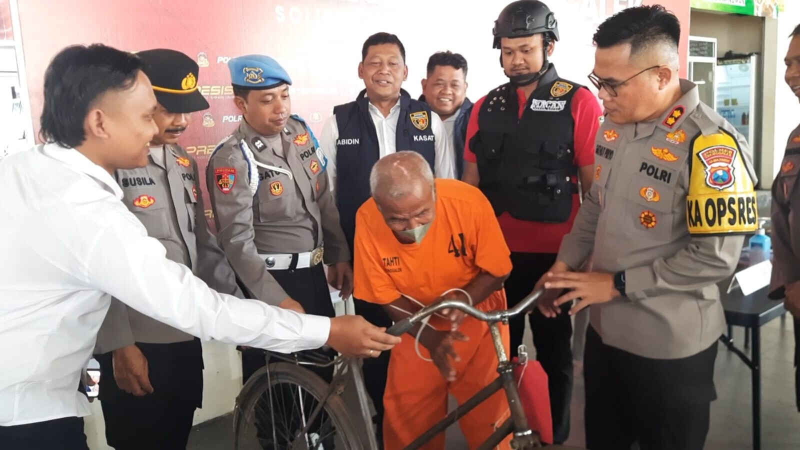 Diiming-imingi Jajan, Empat Siswi SD di Trenggalek Dicabuli Kakek 68