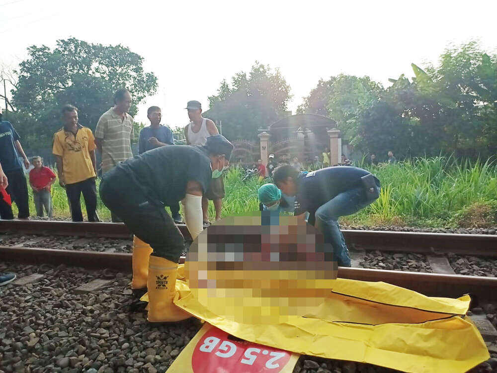 Diduga Tabrakkan Diri ke KA, Wanita Asal Desa Karangrejo Ngasem Kediri Tubuhnya Terpotong