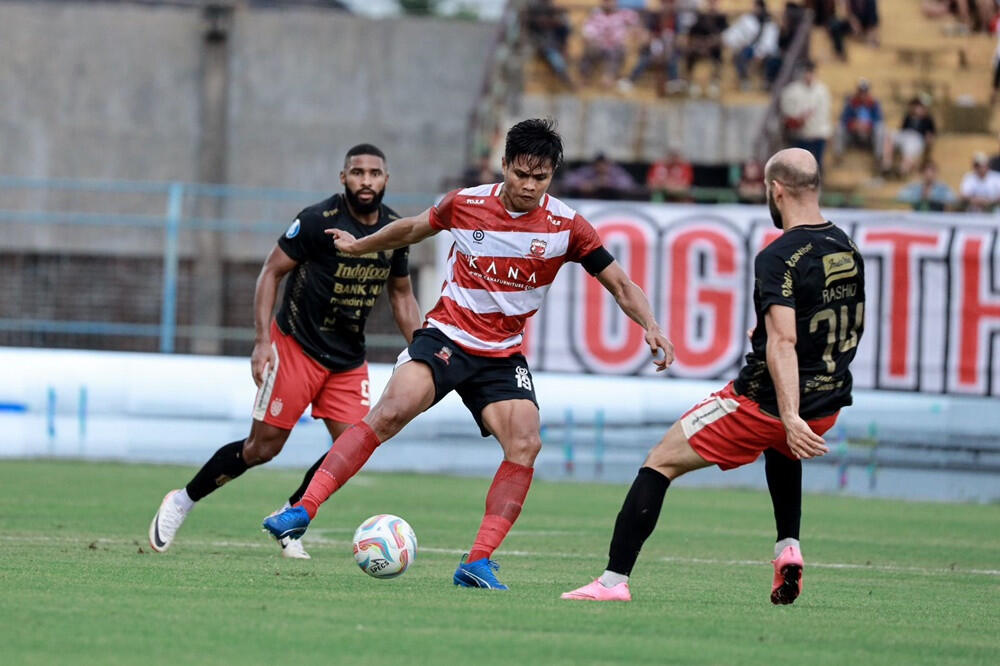 Madura United FC Kalah Lagi dan Gagal Memperbaiki Tren Negatif?, Mauricio Klaim Permainan Berimbang