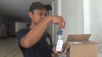 Cek Logistik Pemilu, KPU Kabupaten Jombang Temukan 66 Botol Tinta Rusak
