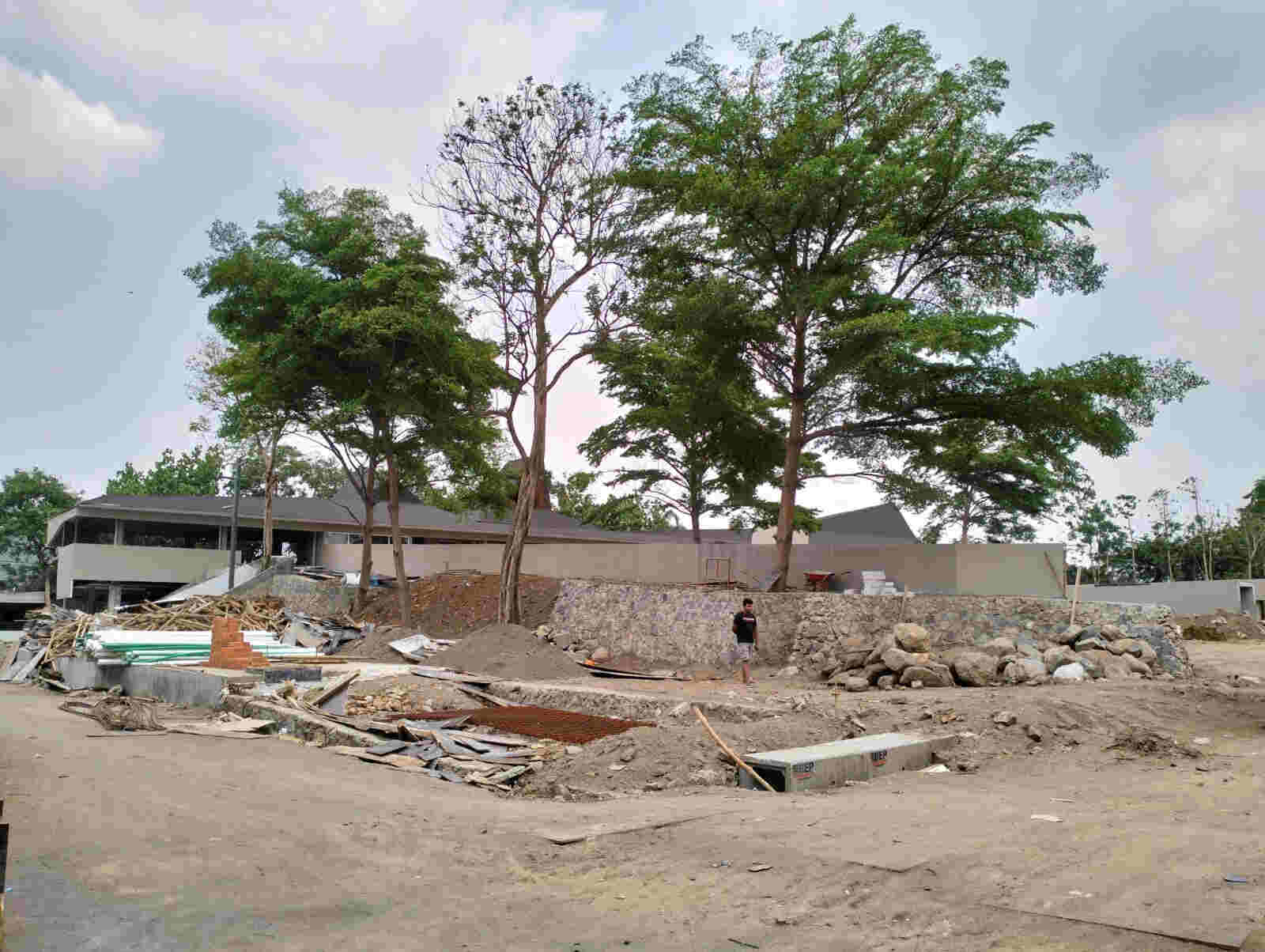 Terkait Proyek RTH Alun-alun Kota Kediri, Ada Perbedaan Desain