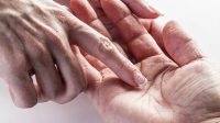 Mengelola Konflik dalam Hubungan dengan Teknik Palmistry Garis Tangan, Kok Bisa?!