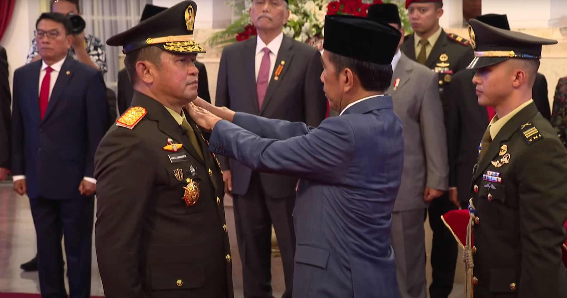 Presiden Joko Widodo Lantik Maruli Simanjuntak sebagai KSAD