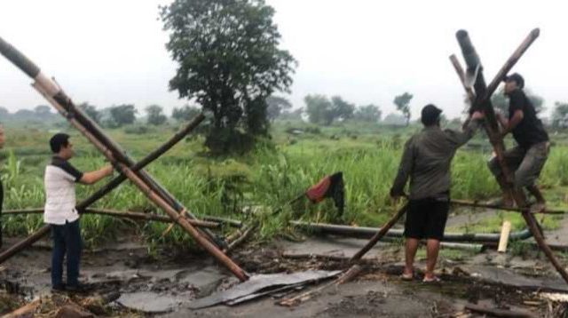 Diduga Ilegal, Bongkar Muat Pasir di Jombang Diobrak