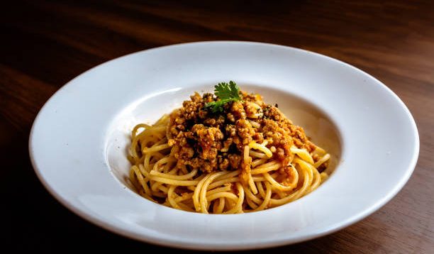 7 Resep Menu Makan Malam Cepat Saji Enak dan Praktis, Cocok bagi Kamu yang Sibuk