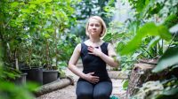 Inilah Manfaat Yoga dan Meditasi dalam Mengatasi Rambut Rontok, Tertarik Mencobanya?