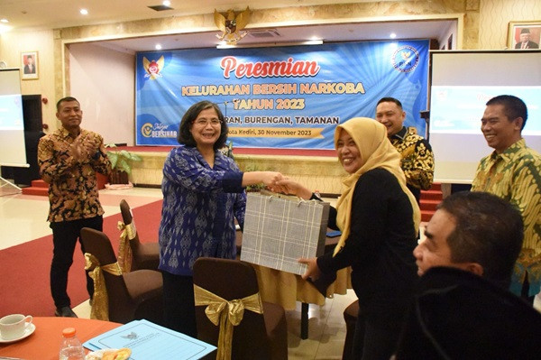 Tiga Kelurahan Bresinar Diresmikan Pj Wali Kota Kediri, Efektif Menanggulangi Peredaran Narkoba
