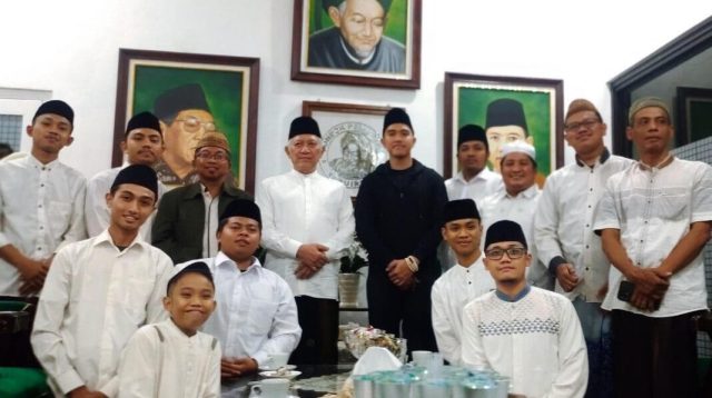 Kaesang Pangarep Silaturahmi ke Pesantren Tebuireng Jombang