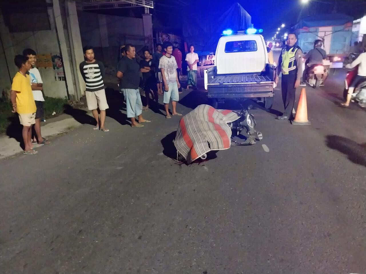 Tabrak Truk Parkir di Kediri, Pemotor Tewas