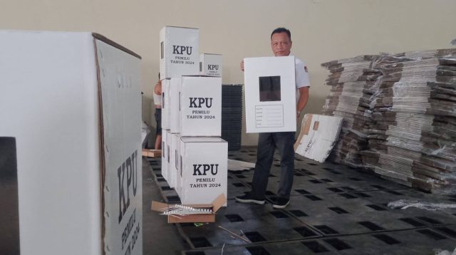 KPU Jombang Mulai Rakit Logistik Kotak Suara