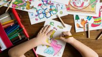 Melukis dan Mewarnai, Yuk Ekspresikan Kreativitas Anak Melalui Seni Visual!