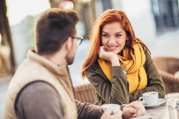 Cieee! Ini 9 Tanda Jika Wanita Menyukai Pria, Semoga Gak Nice Try Lagi Ya?