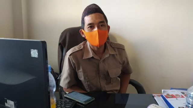 Perekrutan KPPS, Komisioner KPU Kabupaten Blitar, Pendaftar Dicek Tensi dan Gula Darah