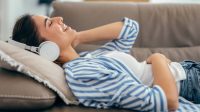 Terapi Musik untuk Mengatasi Insomnia, Harmoni Bunyi yang Meningkatkan Kualitas Tidur