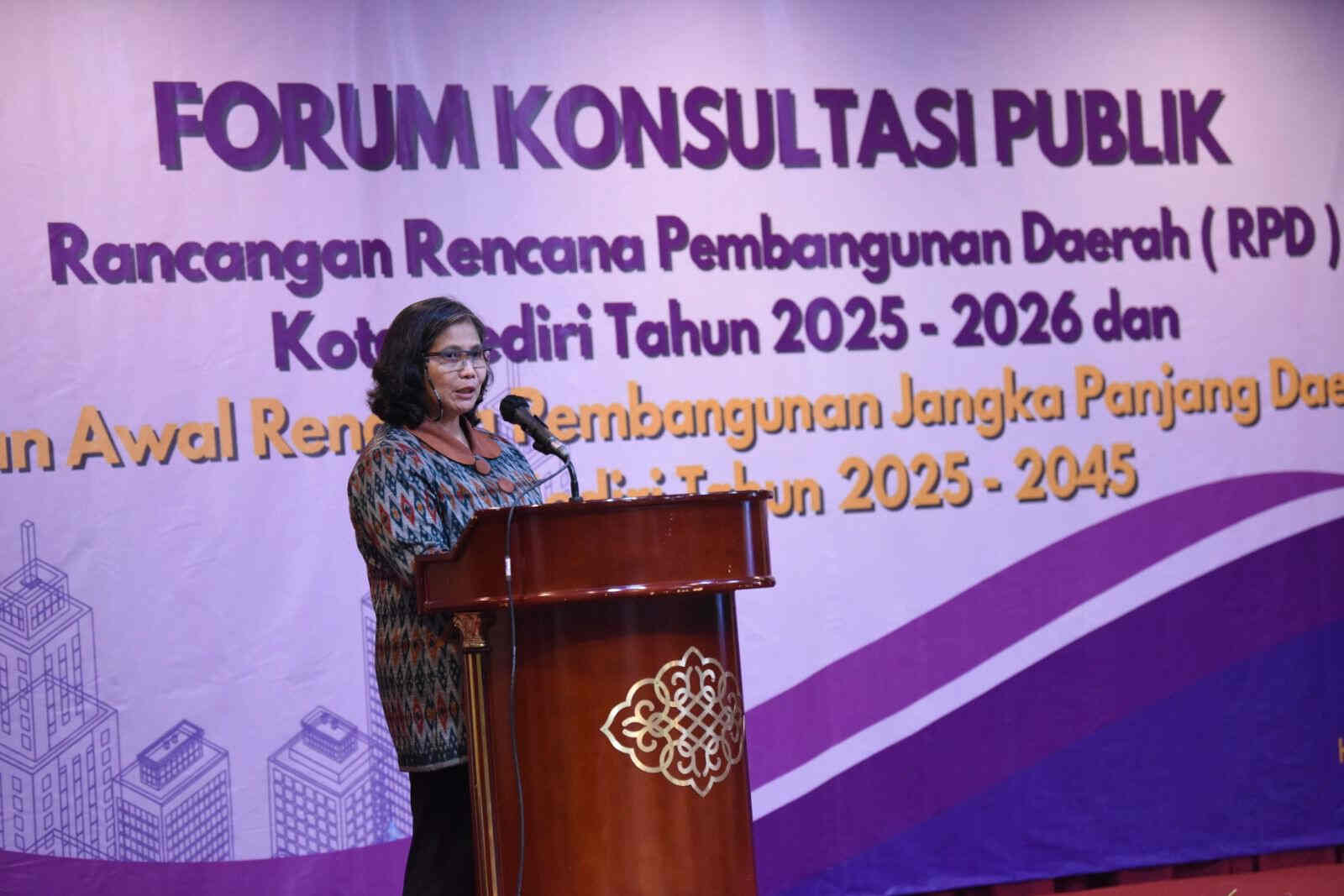 Rancangan RPD Tahun 2025-2026 dan Rancangan Awal RPJPD Tahun 2025-2045, Pj Wali Kota Kediri Jelaskan Kondisi Daerah