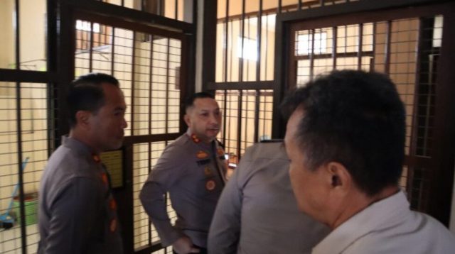 Pastikan Situasi Aman, Kapolres Kediri Kota Periksa Tahanan