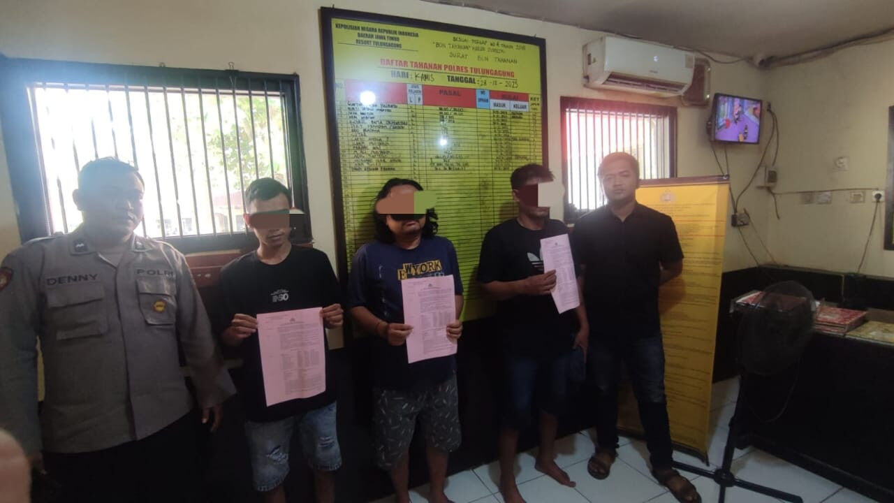 Gelapkan Mobil dengan KTP Palsu, 3 Orang Diringkus di Tulungagung