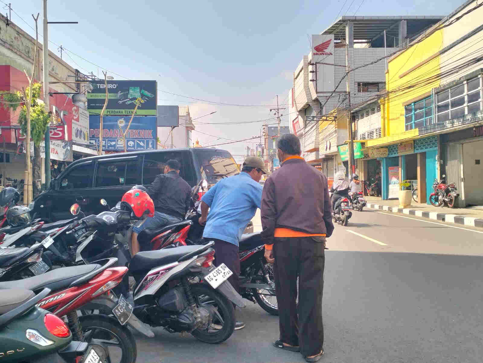 Pembatasan Parkir di Jalan Dhoho Dihentikan, Dishub Kota Kediri Catat Tiga Hal Penyebab Kemacetan, Ini Salah Satunya