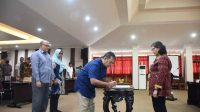 Pj Walikota Zanariah, Beri Pengarahan saat Penandatanganan Perjanjian Kinerja Kepala OPD Pj Walikota Zanariah, Beri Pengarahan saat Penandatanganan Perjanjian Kinerja Kepala OPD