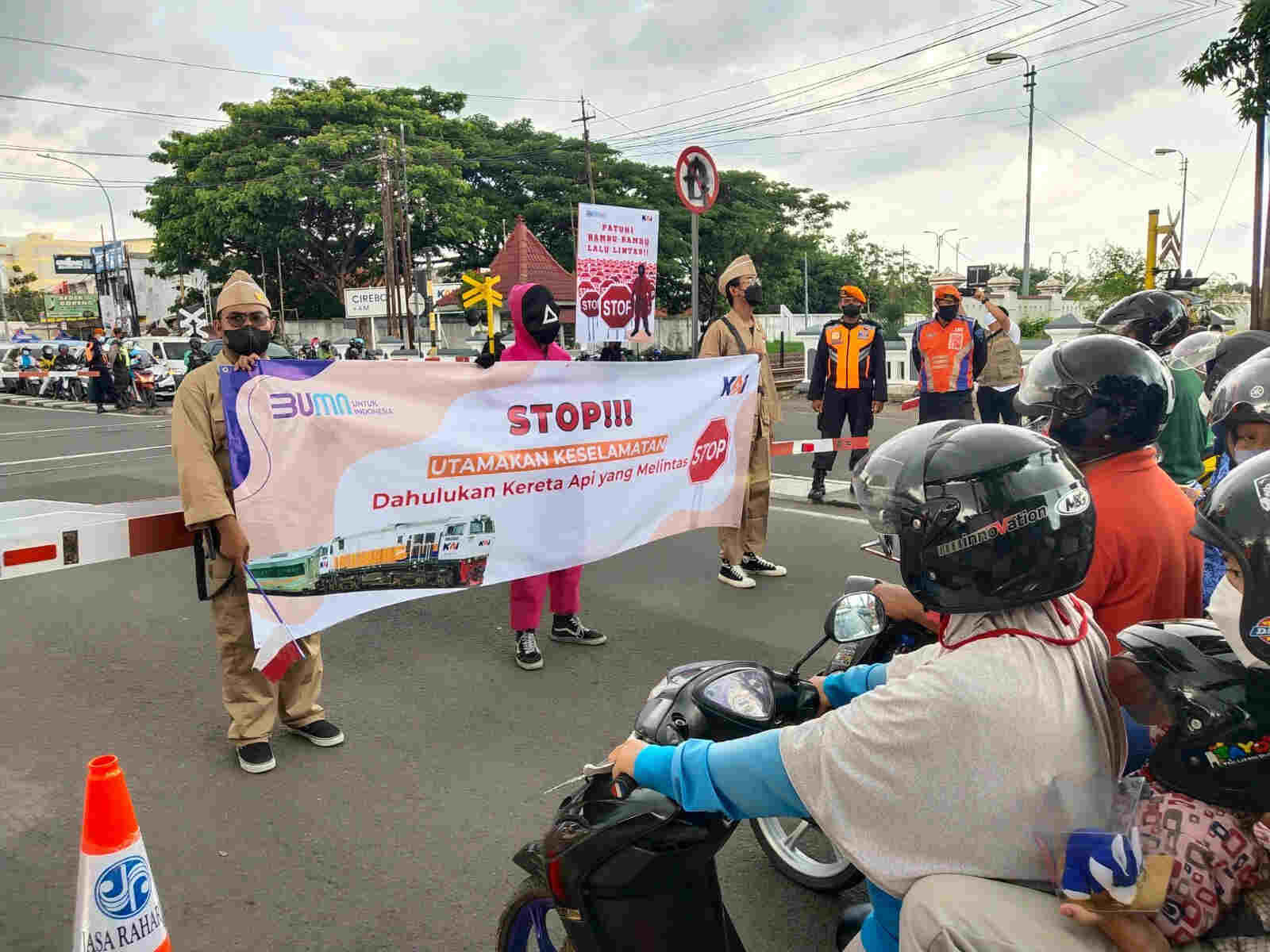 KAI Berduka, Satu Hari Tiga Kecelakaan di Perlintasan Sebidang, Tiga Orang Meninggal, Ini Lho Aturannya