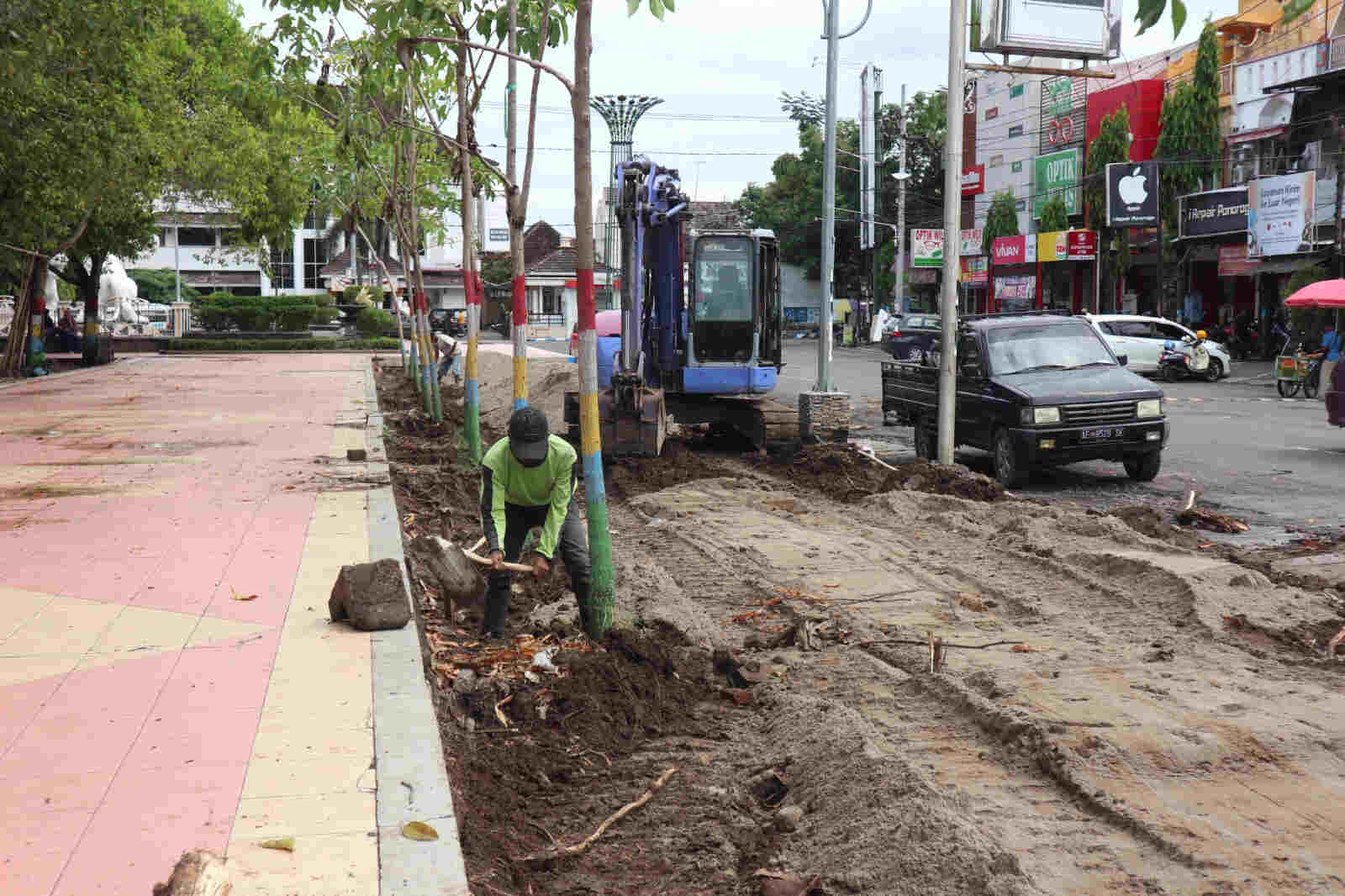 Dapat CSR Rp 900 Juta, Kawasan Alun Alun Ponorogo Dipercantik