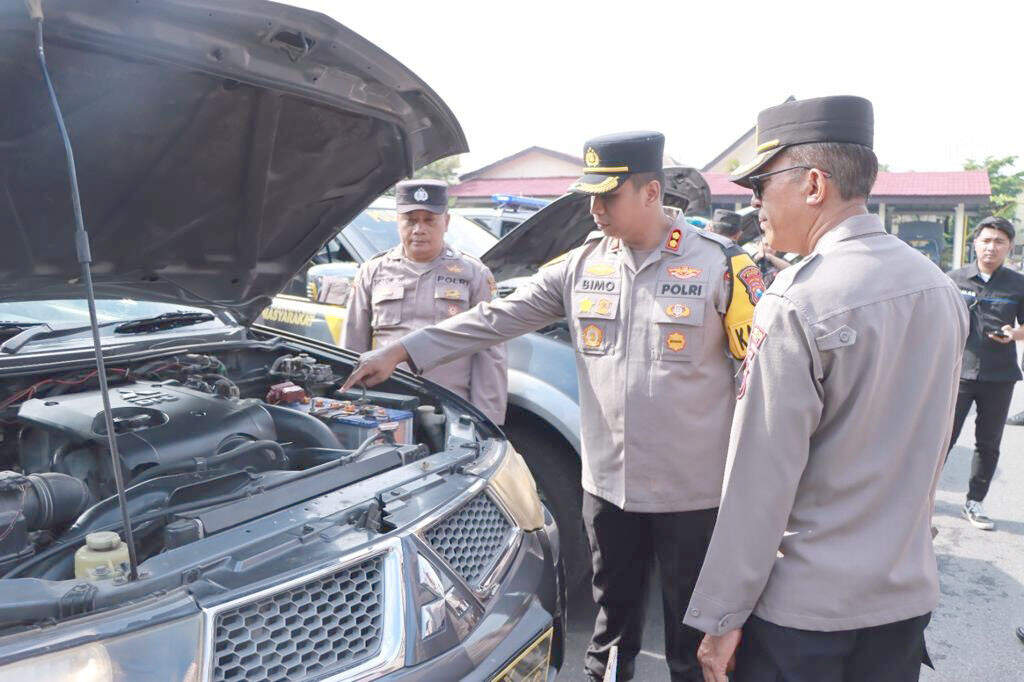 Kendaraan Dinas Diperiksa di Mako Polres Kediri