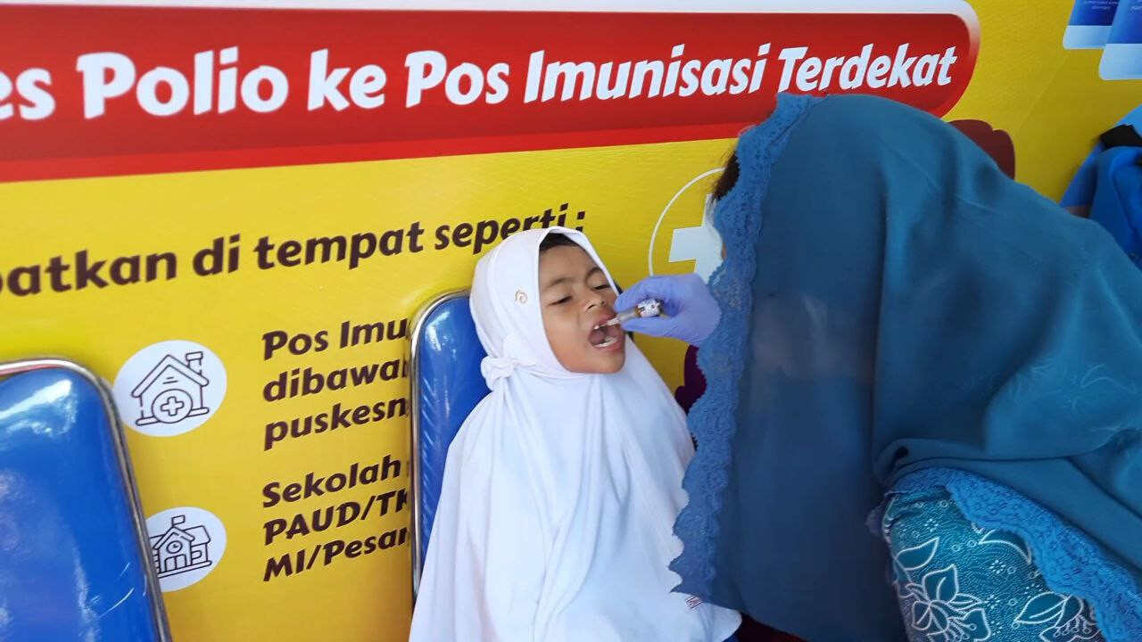 Perluas Cakupan Imunisasi Polio, Dinkes, Pengendalian Penduduk dan Keluarga Berencana Trenggalek Lakukan Ini