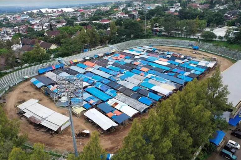 Seribu Lebih Pedagang Pasar Pagi Kota Batu Terkatung-katung