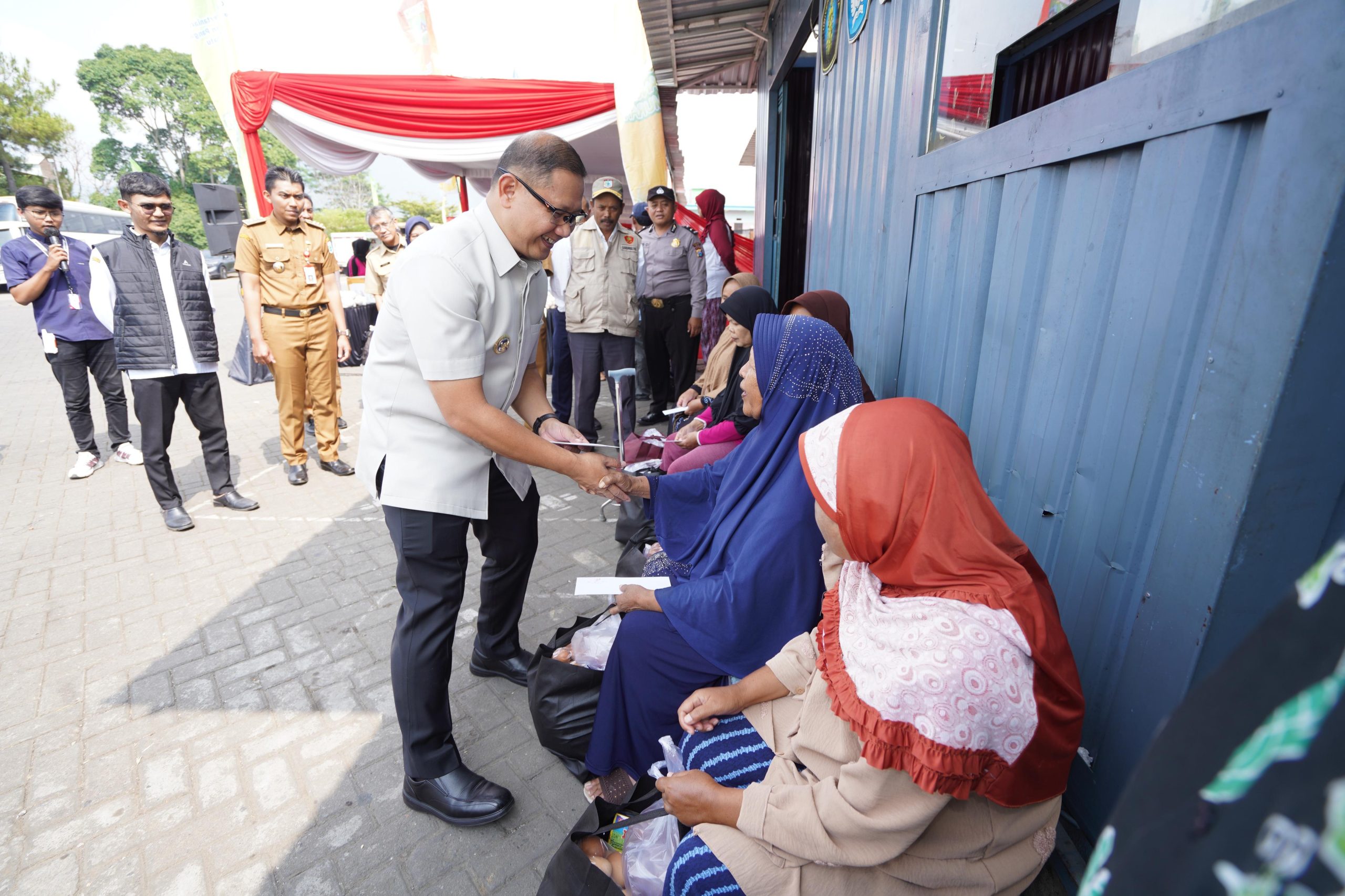 Pj Walikota Batu Minta Gerakan Pangan Murah Rutin Digelar, Untuk Stabilkan Harga dan Bantu Warga