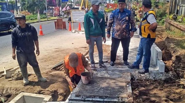 Progres 9 Titik Pedestrian di Kota Batu Capai 65 Persen, Oktober Wajib Selesai