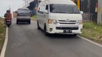 Mobil Hiace Terobos Portal Jalur Klemuk Kota Batu, Begini Nasibnya