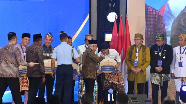 Sukses Turunkan Stunting di Bawah Rata-rata Nasional di Trenggalek, Mas Ipin Terima Insentif Rp 5,6 Miliar dari Wapres