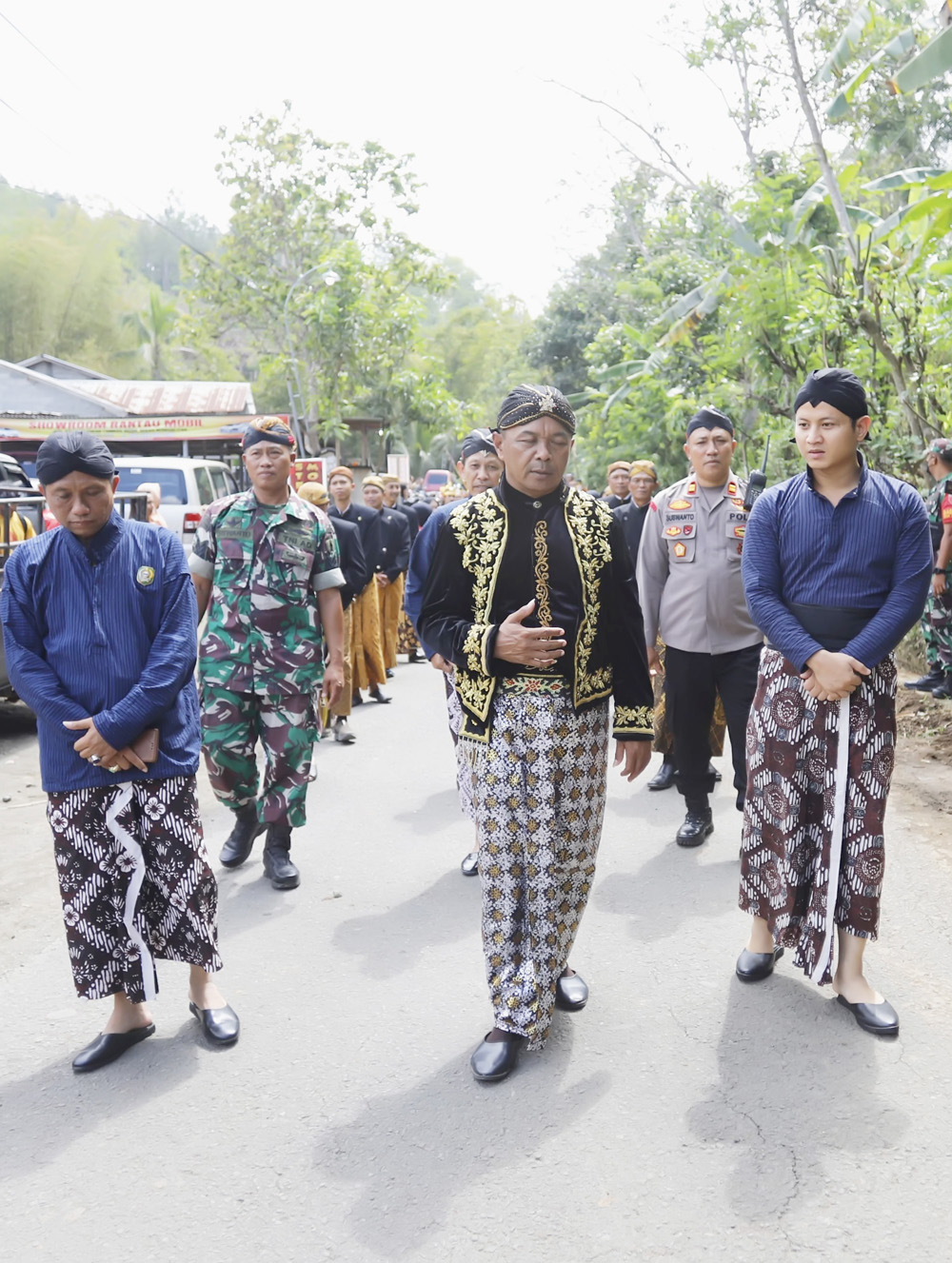 Kirab Budaya Grebek 99 Desa Sumurup Trenggalek, Ceritakan Tokoh Tumenggung Wiraguna Melawan Pagebluk