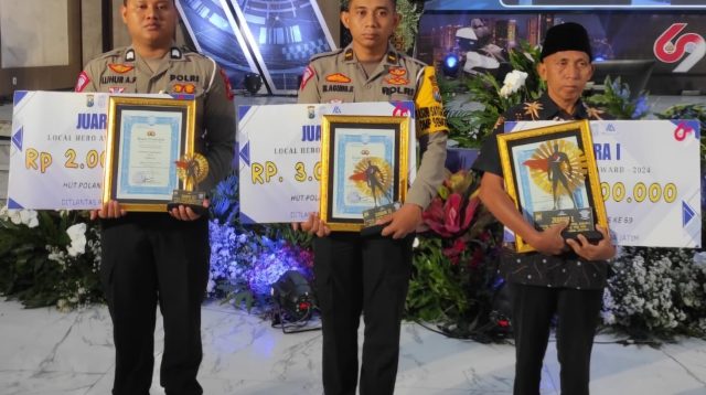 Penjual Jajanan Khas Trenggalek Raih Anugerah Local Hero Terbaik Jatim, ini Perjuangannya