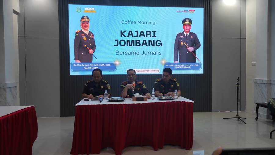 Kejari Jombang Geledah Kantor BPR UMKM Jatim dan PD Panglungan Wonosalam, Dalami Kasus Kredit Bergulir Rp 1,5 M