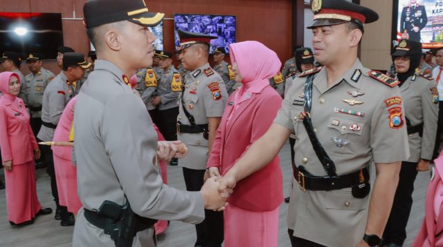Pimpin Sertijab Kasat Reskrim, Kasat Lantas, dan Pengukuhan Kapolsek Tembelang, ini Pesan Kapolres Jombang